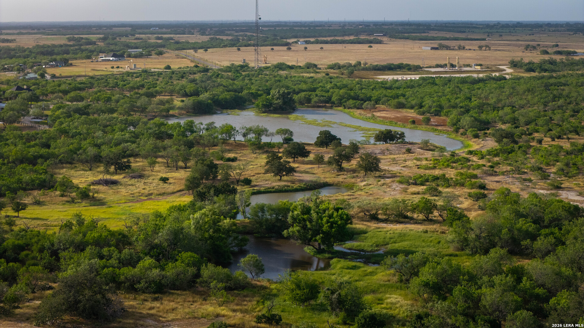 1958 County Road 237 Falls City TX 78113