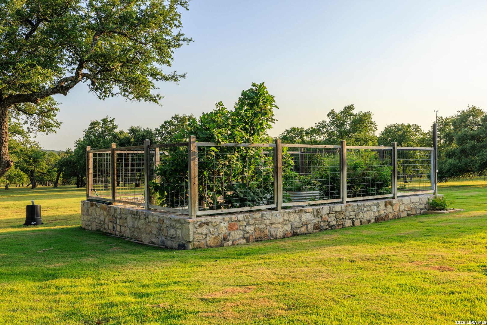 279 Achtzehn Fredericksburg TX 78624