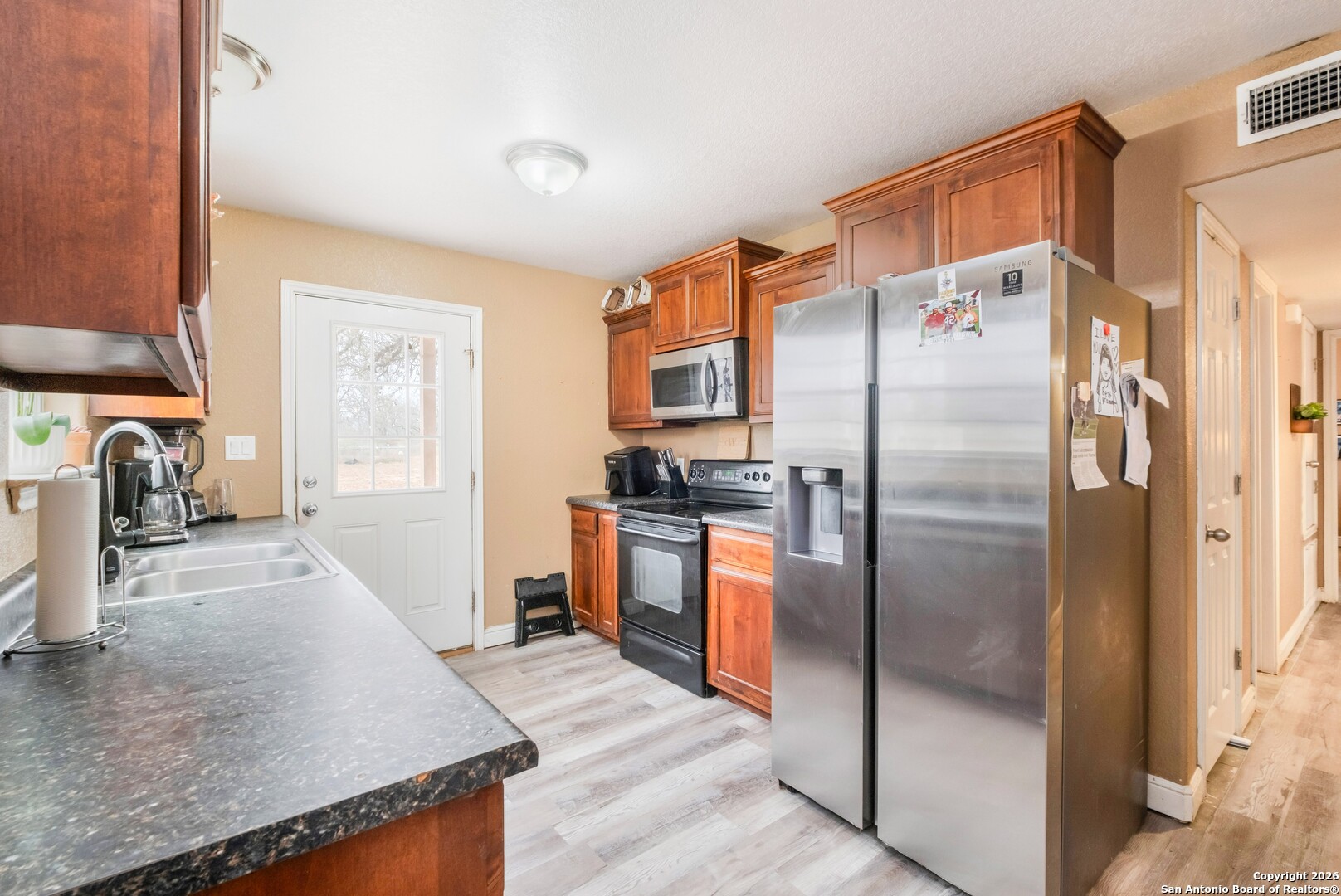 1655 Eichman Road Poteet TX 78065
