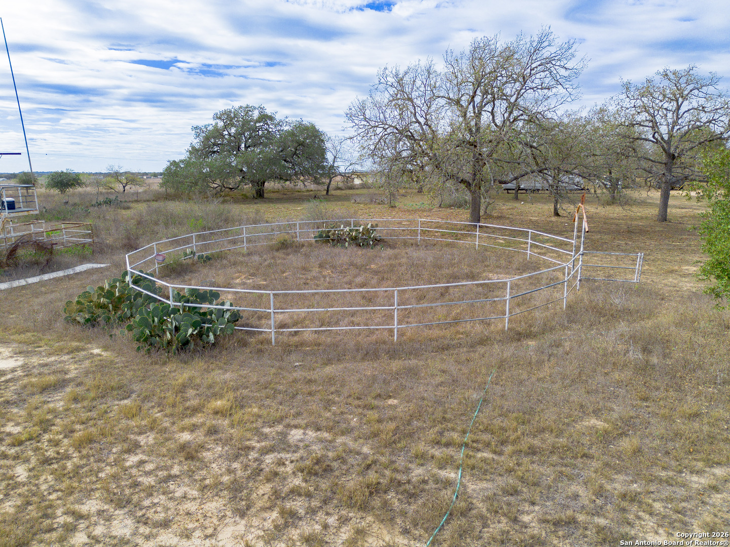 1655 Eichman Road Poteet TX 78065