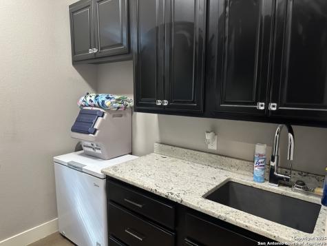 4947 Fm 2200 S Dhanis TX 78850