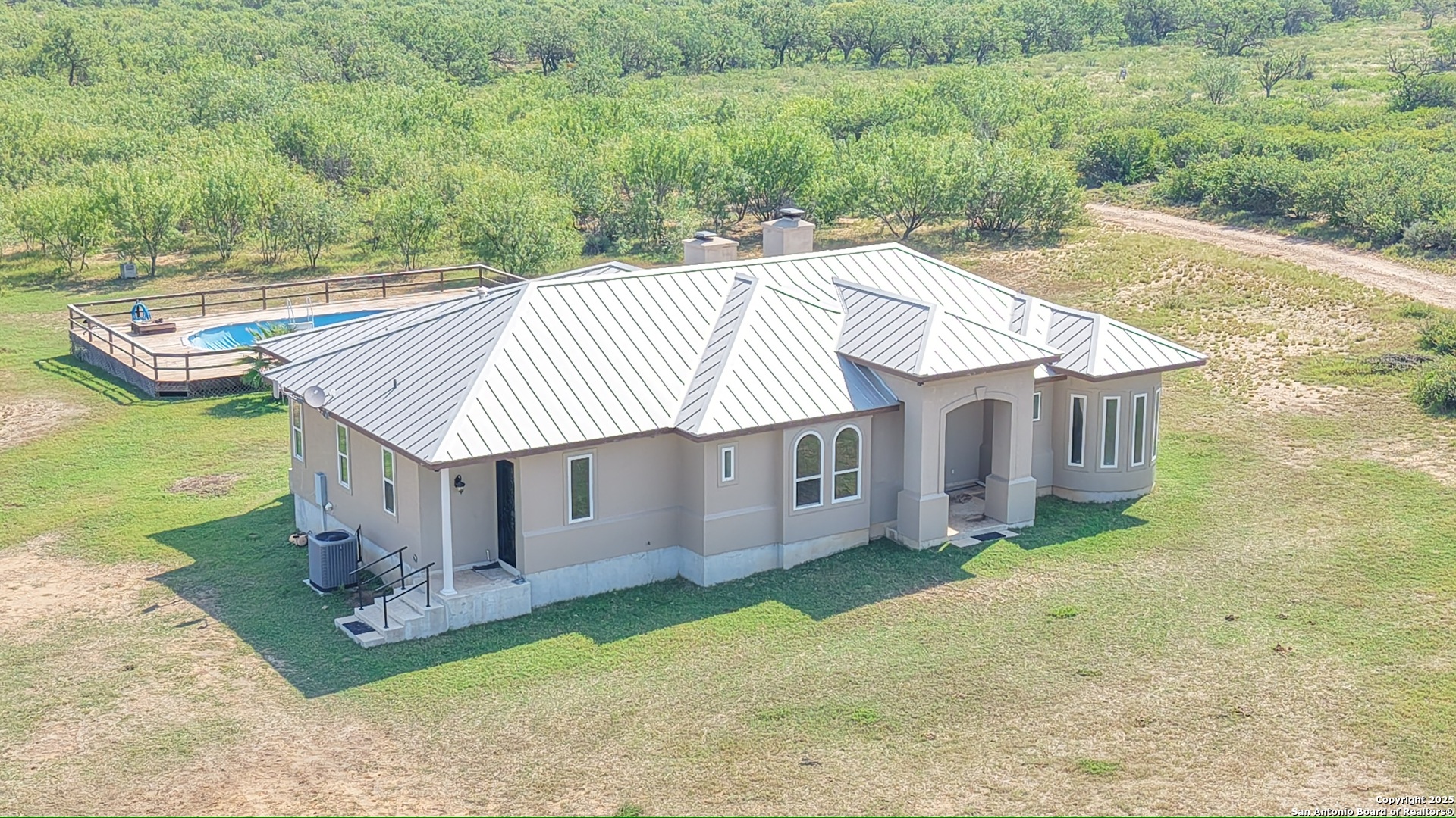 4947 Fm 2200 S Dhanis TX 78850