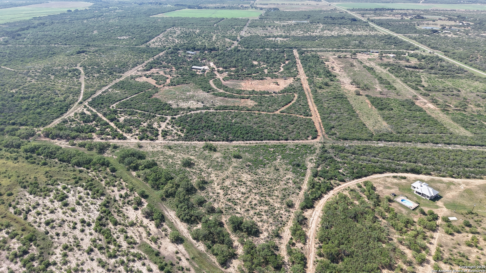 4947 Fm 2200 S Dhanis TX 78850