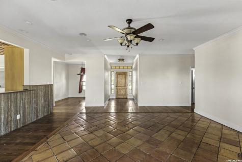 4680 Dreibrodt San Marcos TX 78666