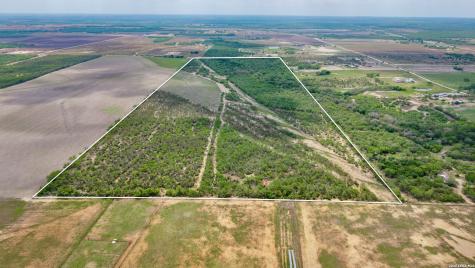 1251 County Road 210 Floresville TX 78114