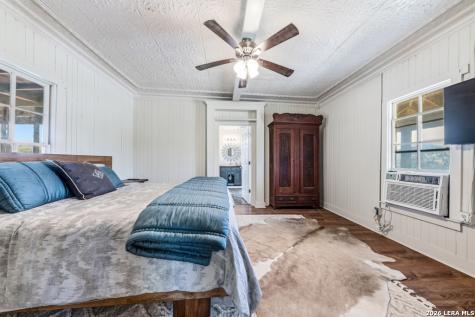 1634 Kallenberg -KLINKSEIK Fredericksburg TX 78624