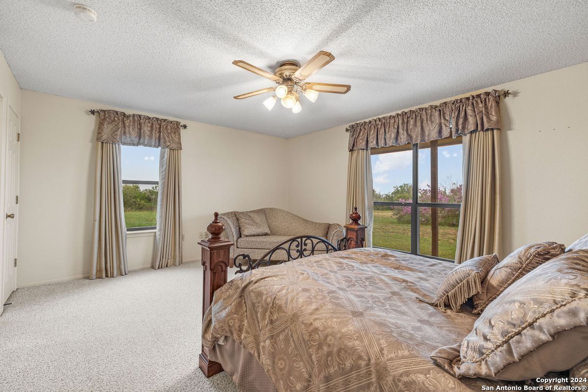 1555 Fm 3350 Jourdanton TX 78026