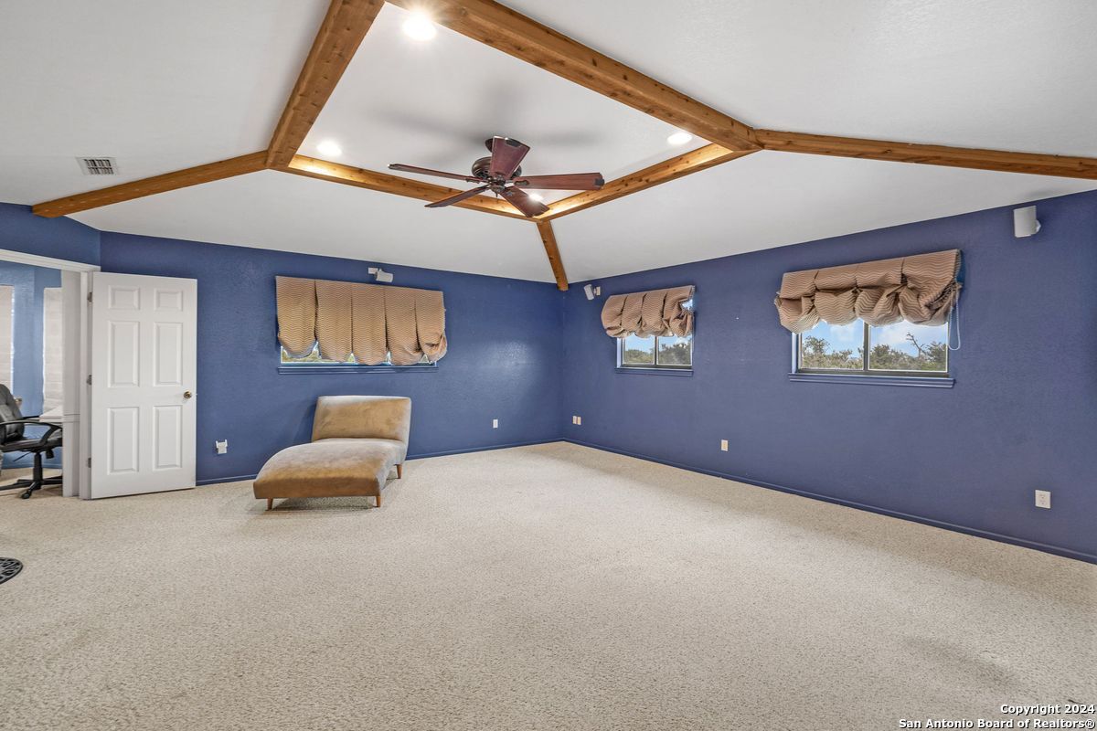 1555 Fm 3350 Jourdanton TX 78026