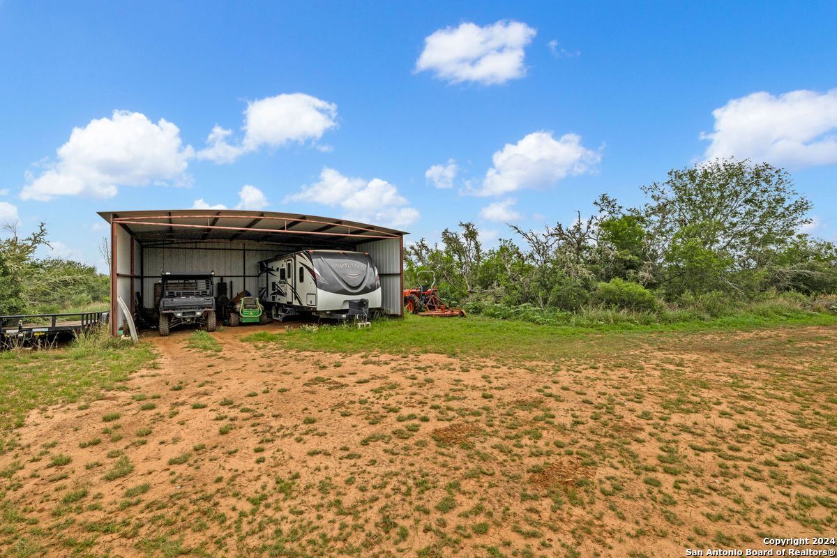 1555 Fm 3350 Jourdanton TX 78026