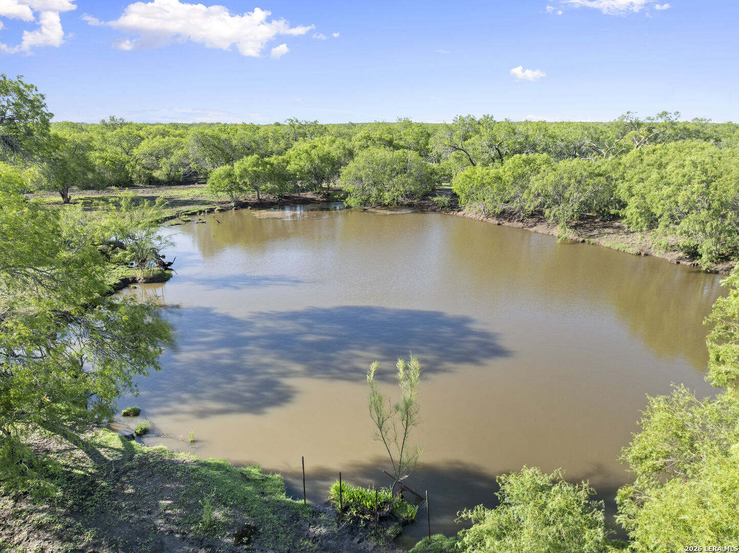 3407 Cr 215 Mccoy TX 78147