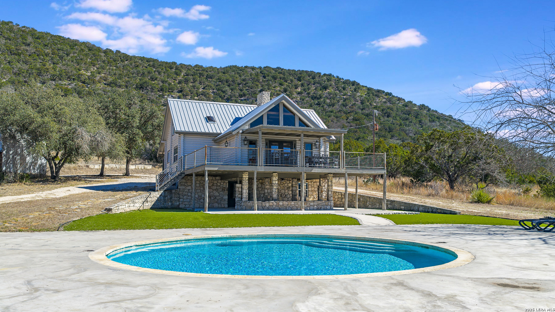 254 N. Fork Bonner Road Leakey TX 78873