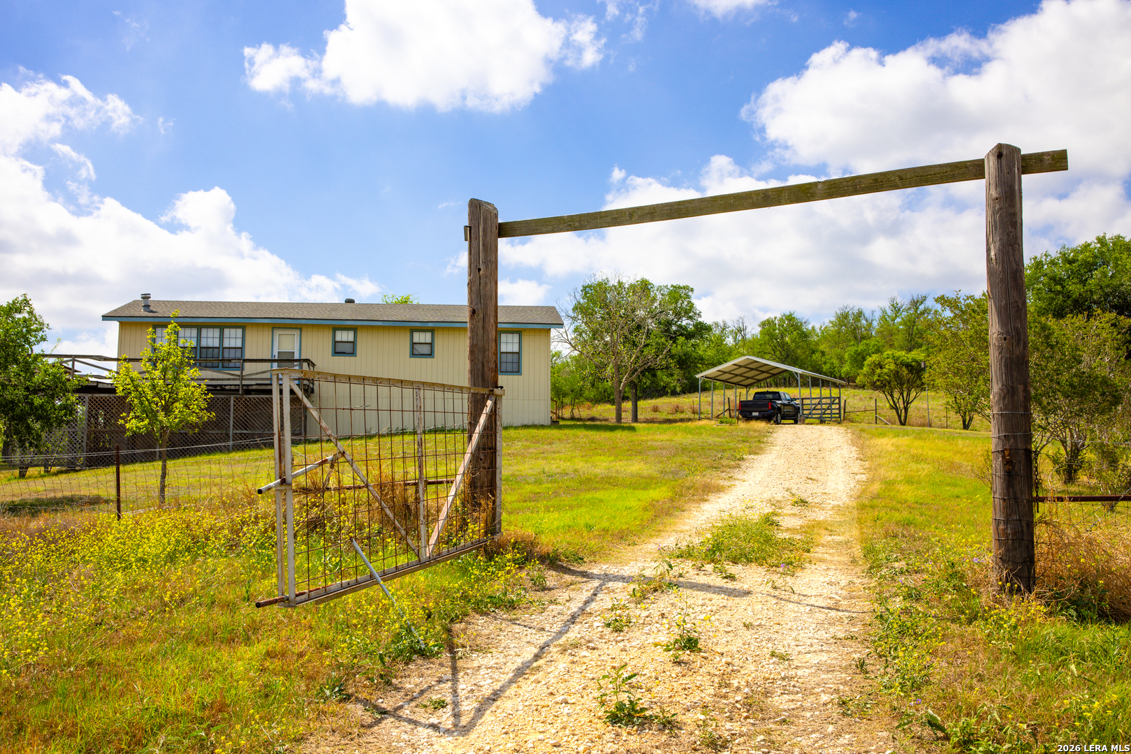 12017 Fm 20 Kingsbury TX 78638