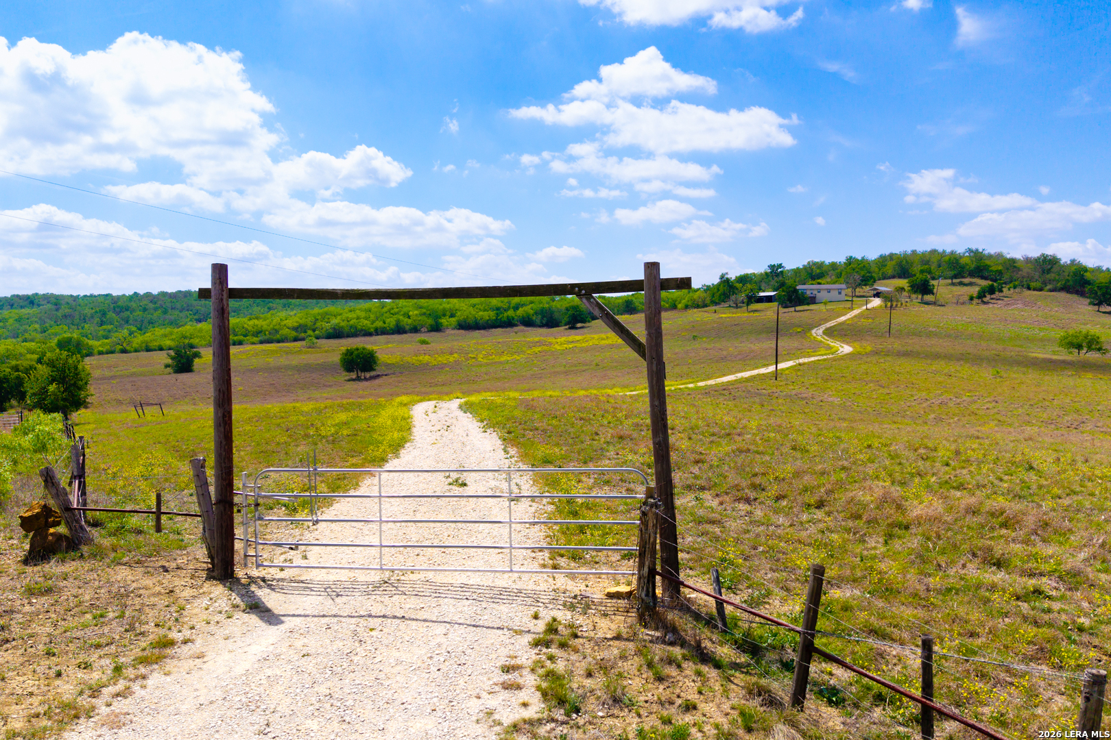 12017 Fm 20 Kingsbury TX 78638
