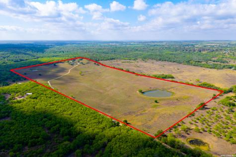 12017 Fm 20 Kingsbury TX 78638