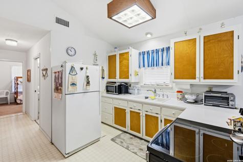 12017 Fm 20 Kingsbury TX 78638