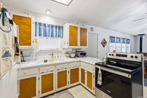12017 Fm 20 Kingsbury TX 78638