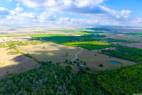 12017 Fm 20 Kingsbury TX 78638