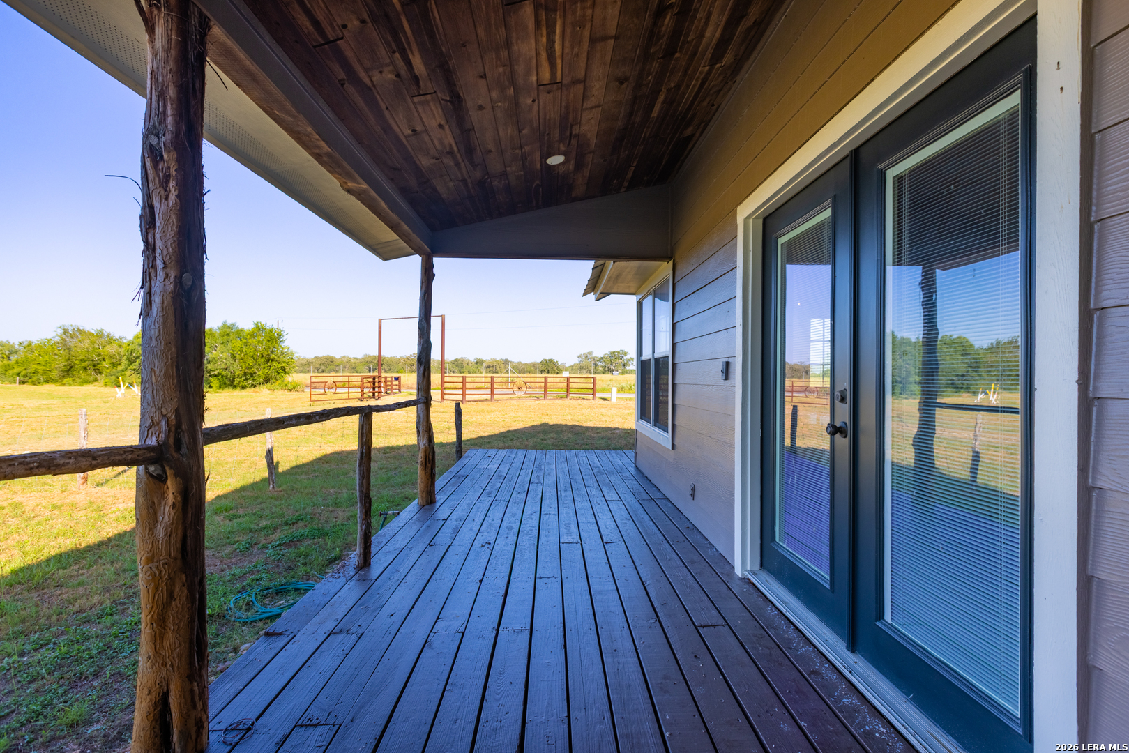 9549 County Road 277 Gillett TX 78116