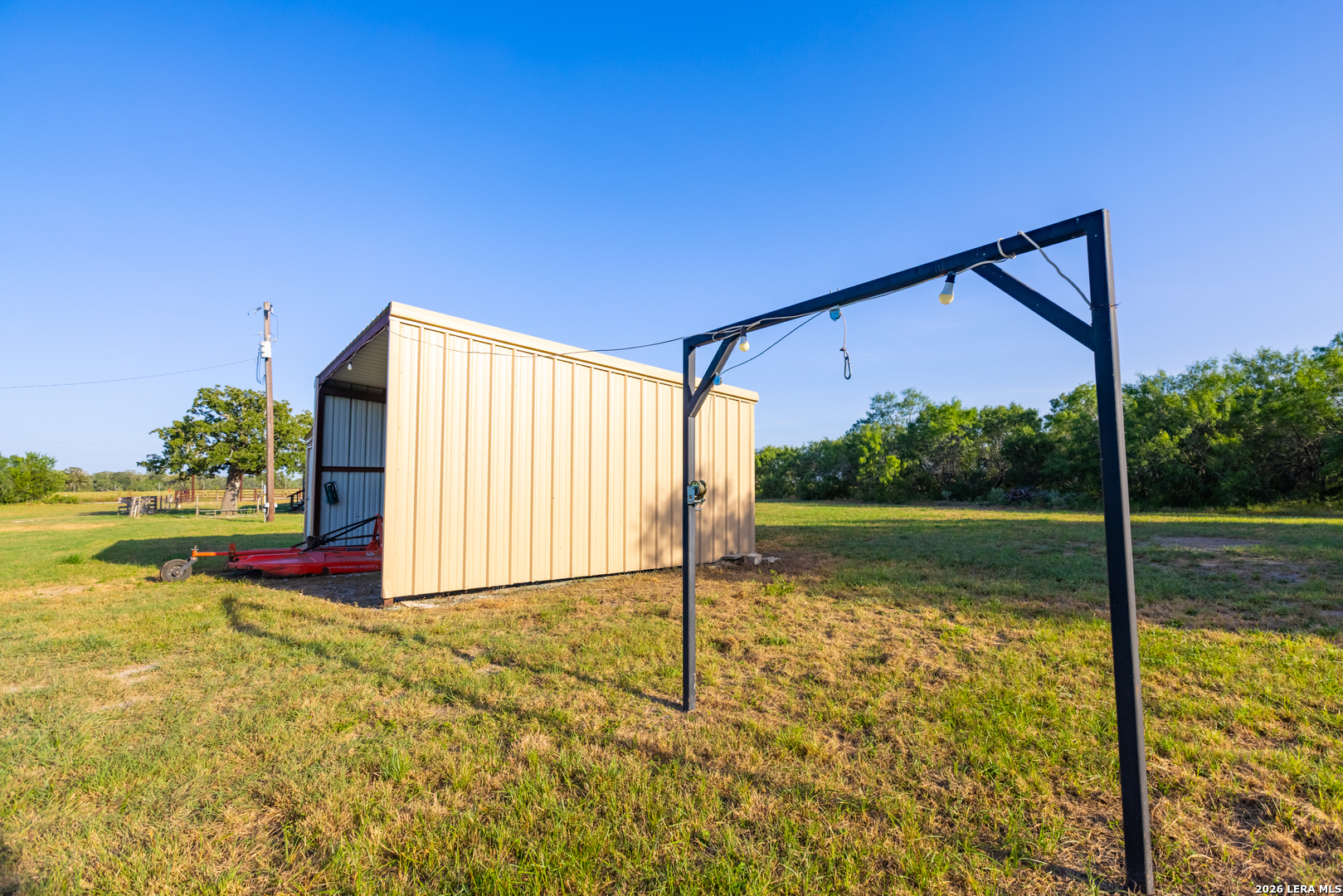 9549 County Road 277 Gillett TX 78116