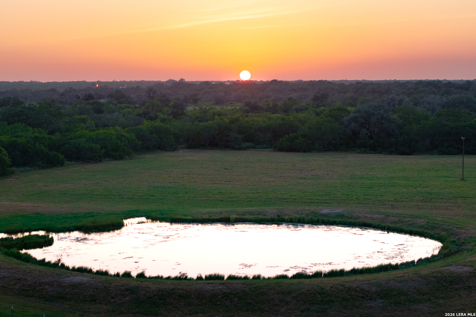 9549 County Road 277 Gillett TX 78116