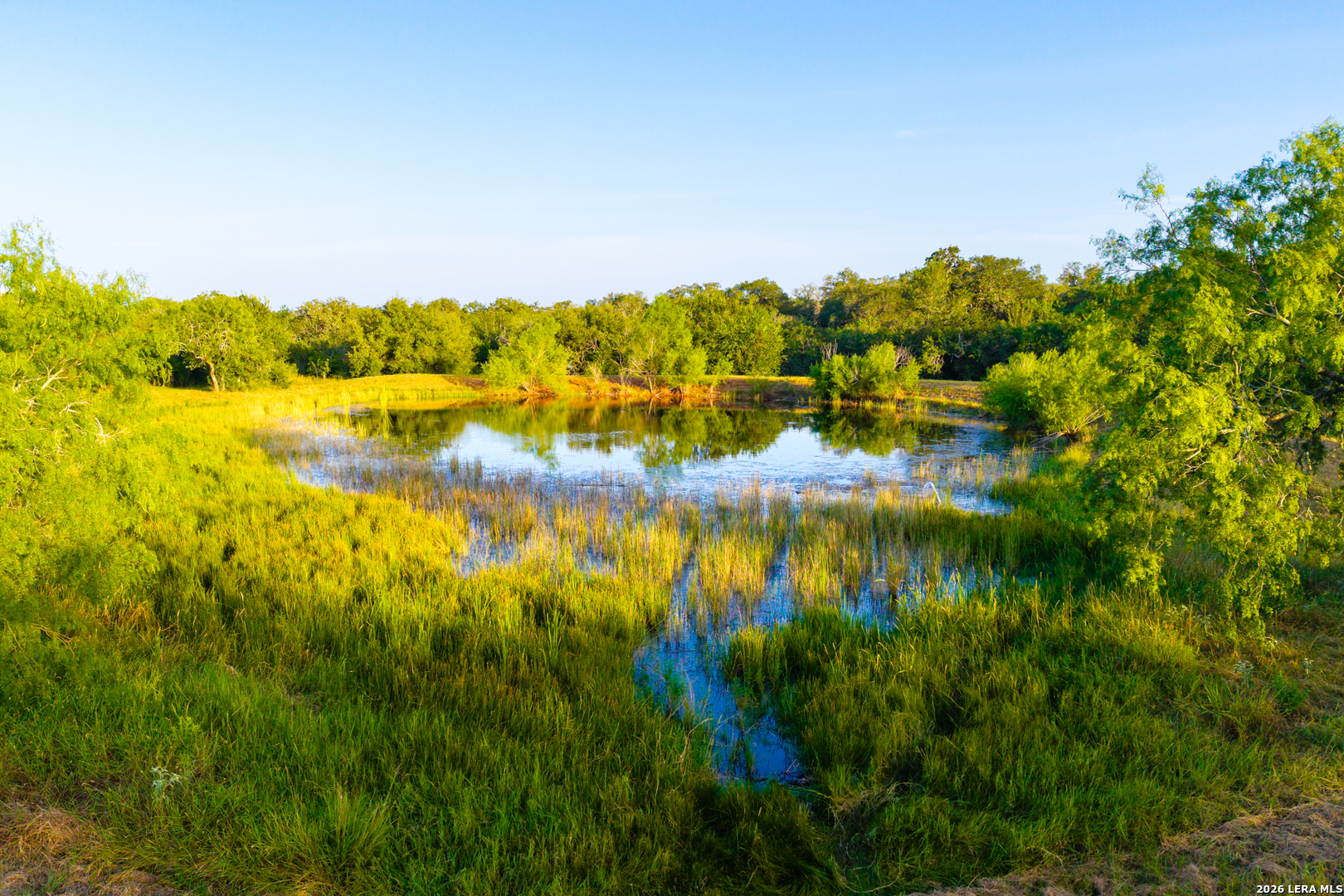 9549 County Road 277 Gillett TX 78116