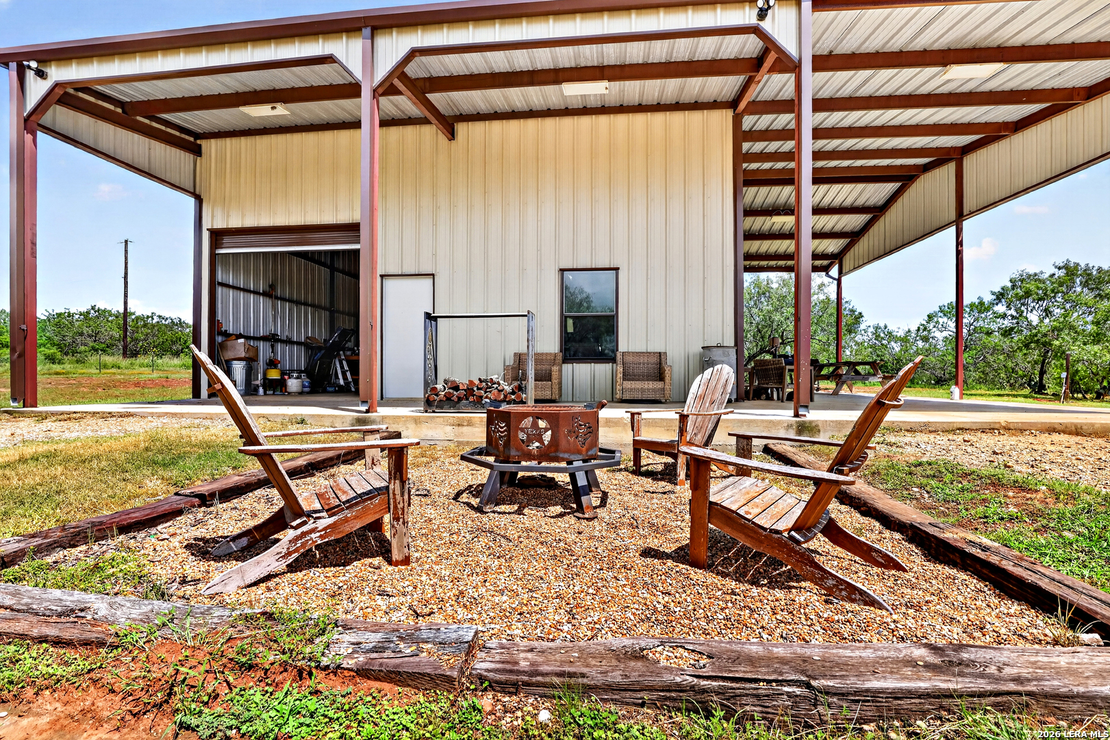 622 County Road 460 Stockdale TX 78160