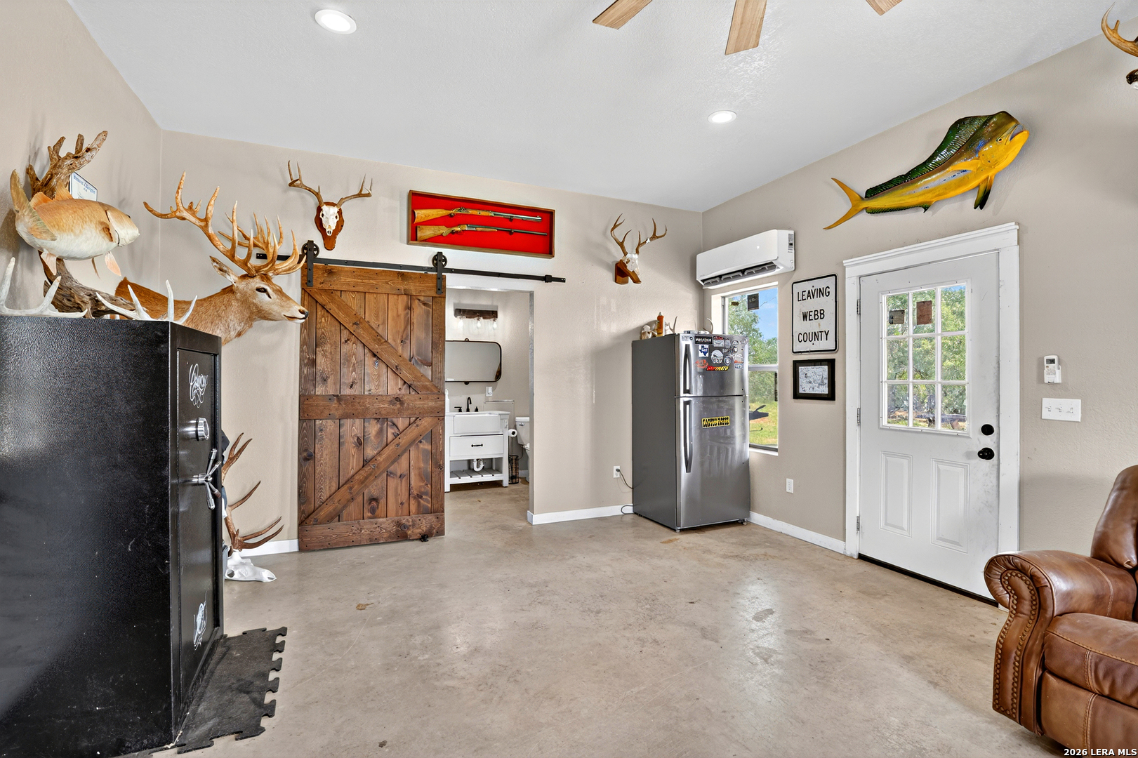 622 County Road 460 Stockdale TX 78160