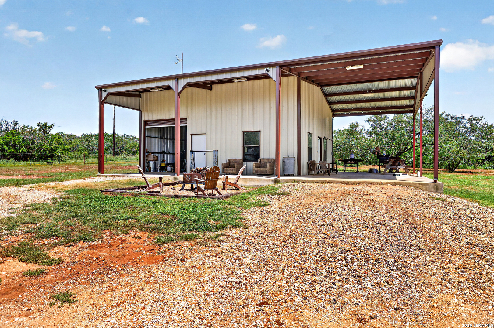 622 County Road 460 Stockdale TX 78160