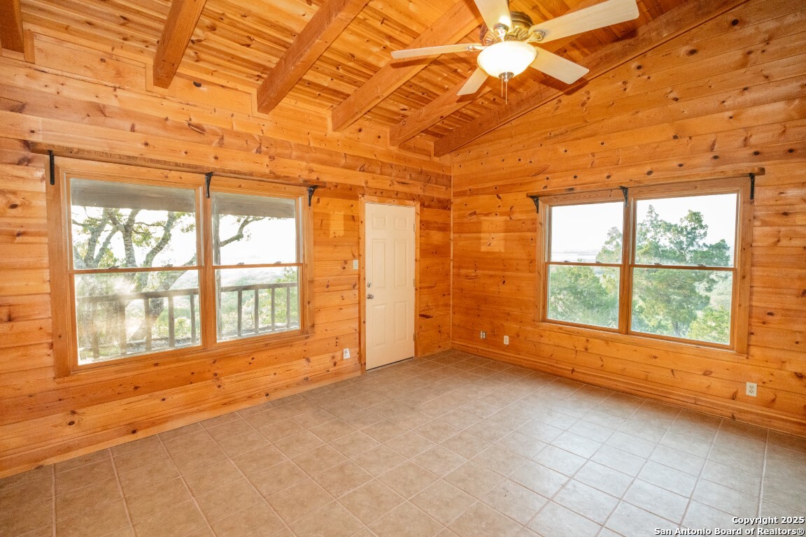 599 Mountain View Road Utopia TX 78884