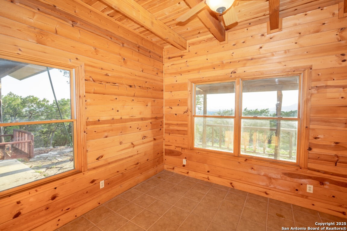 599 Mountain View Road Utopia TX 78884