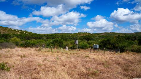 136 Acres Mesa Verde Sabinal TX 78881