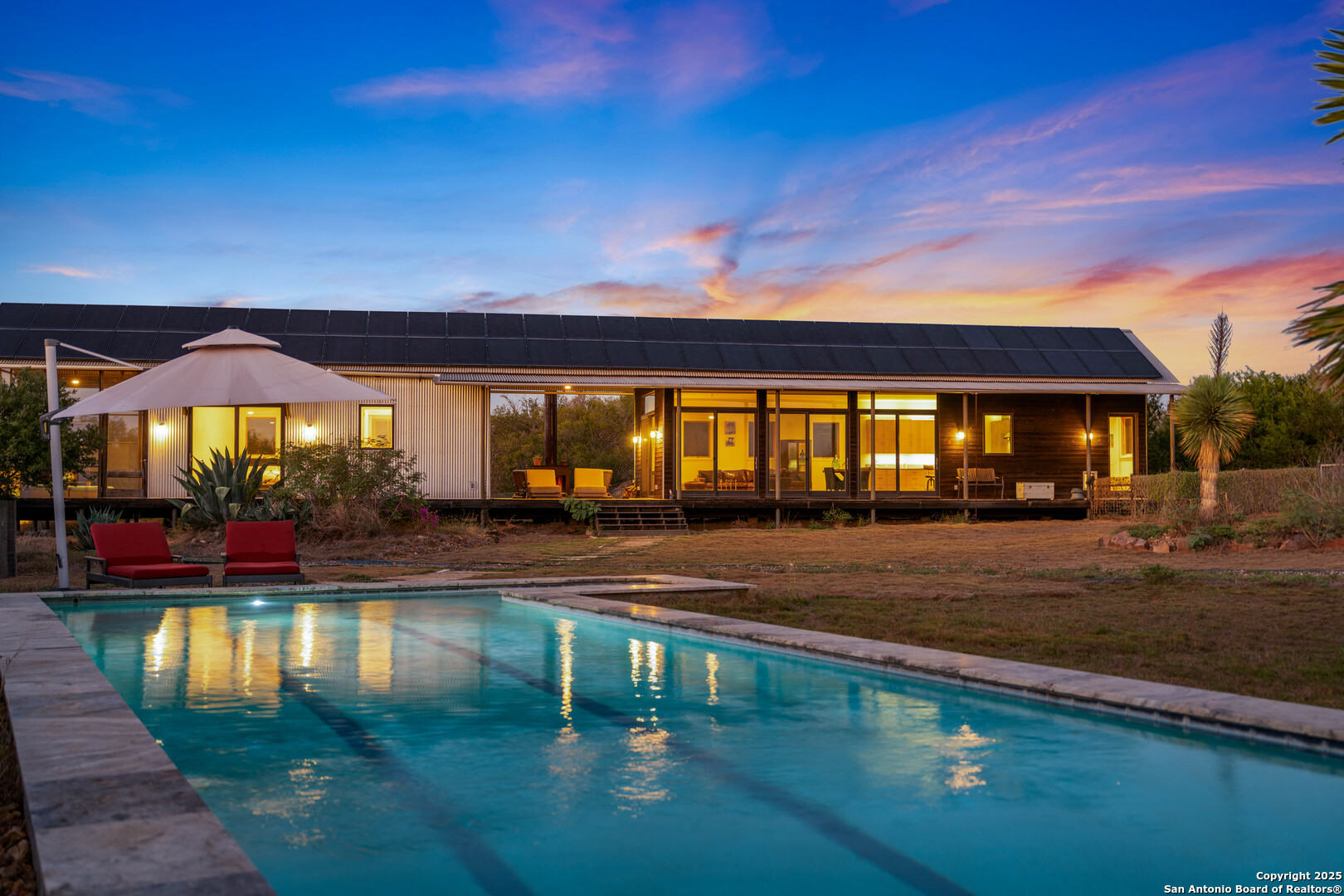 514 County Road 669 Devine TX 78016