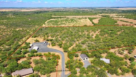 1066 Ranch Road Highway 187 Sabinal TX 78881