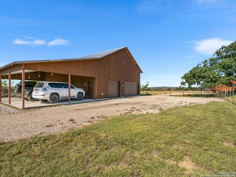 4369 Reeh Weinheimer Fredericksburg TX 78624