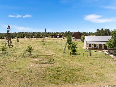 4369 Reeh Weinheimer Fredericksburg TX 78624