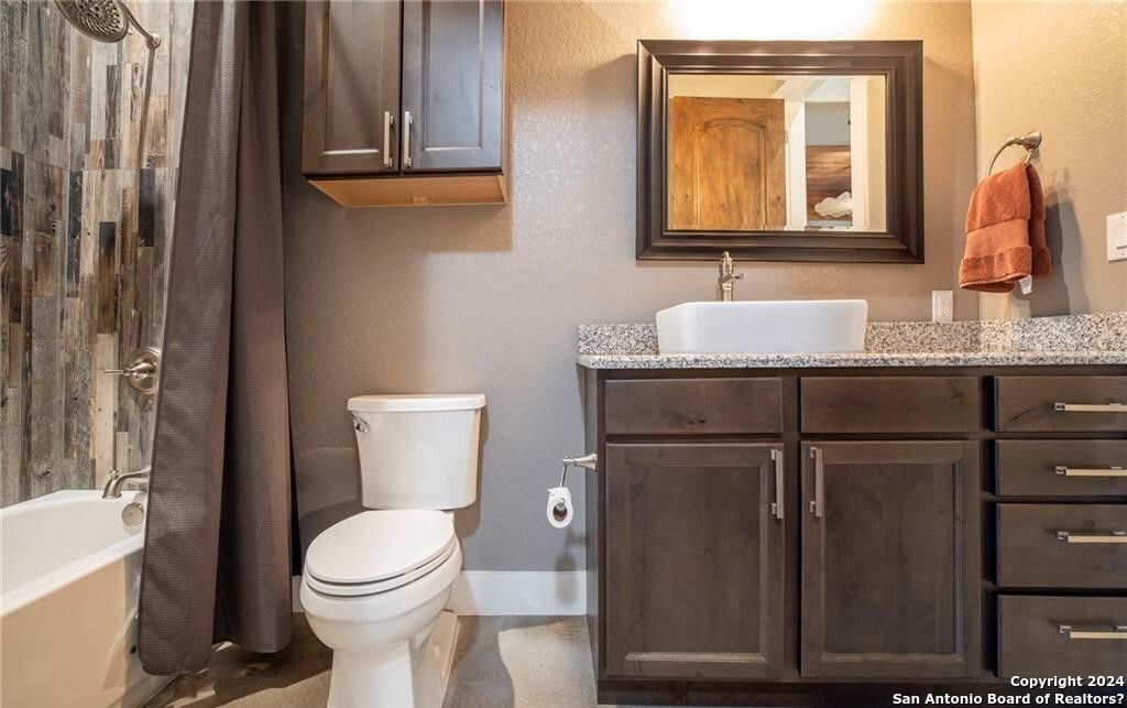 345 Laguna Bandera TX 78003