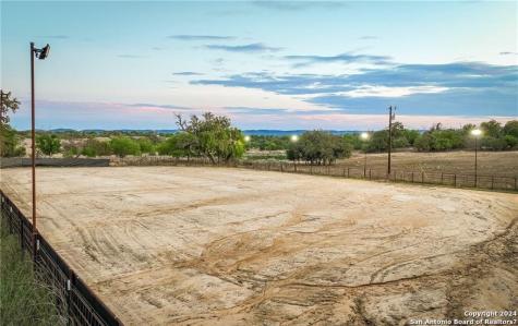 345 Laguna Bandera TX 78003