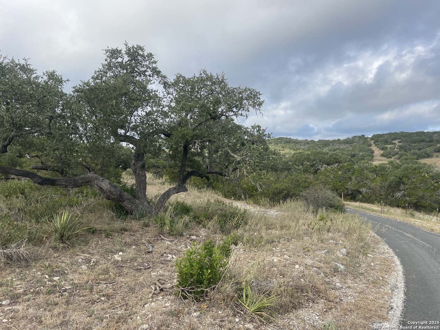 137 Private Road 3501 Mico TX 78056