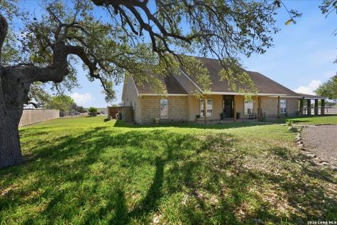 279 Cr 302 George West TX 78022