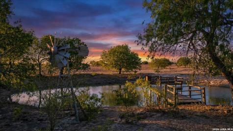 279 Cr 302 George West TX 78022