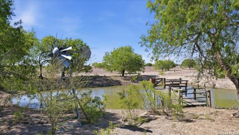 279 Cr 302 George West TX 78022