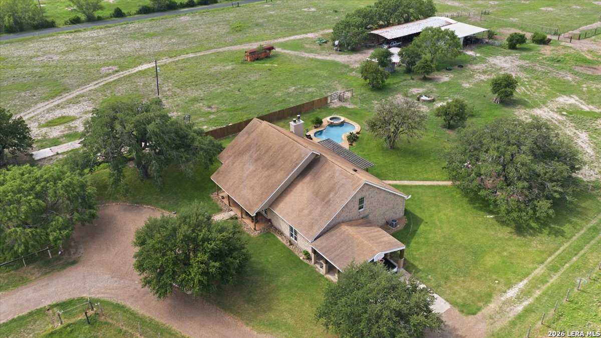279 Cr 302 George West TX 78022