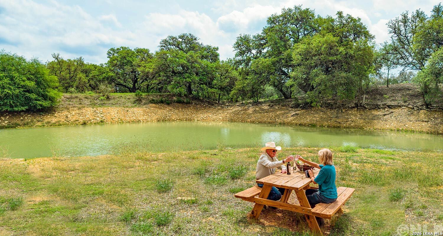 Lot 37 Utopia Oaks Dhanis TX 78850