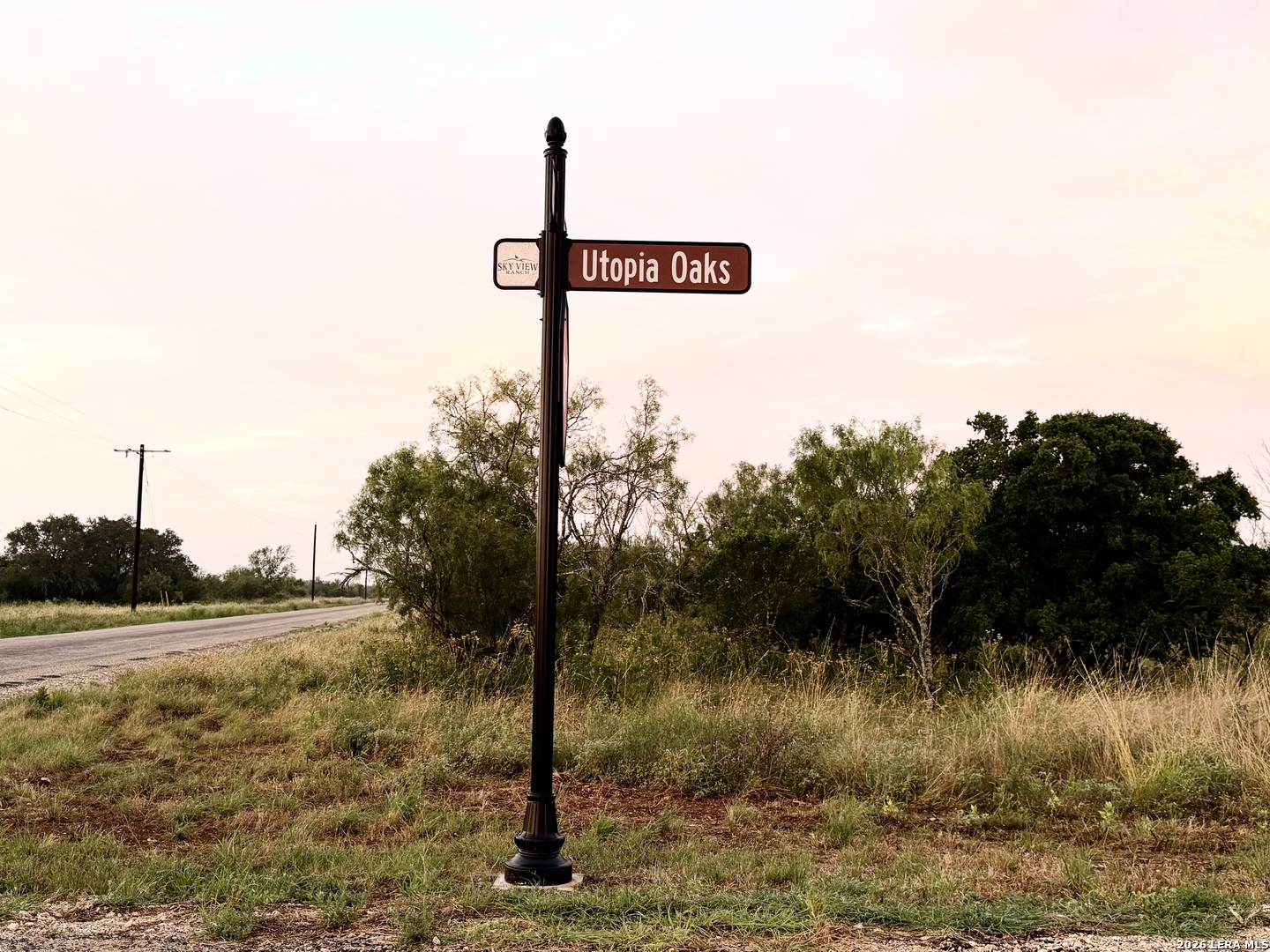 Lot 37 Utopia Oaks Dhanis TX 78850