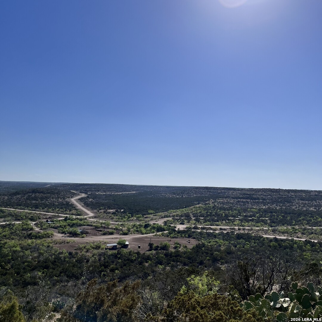 21 N High Lonesome Ranch Comstock TX 78837
