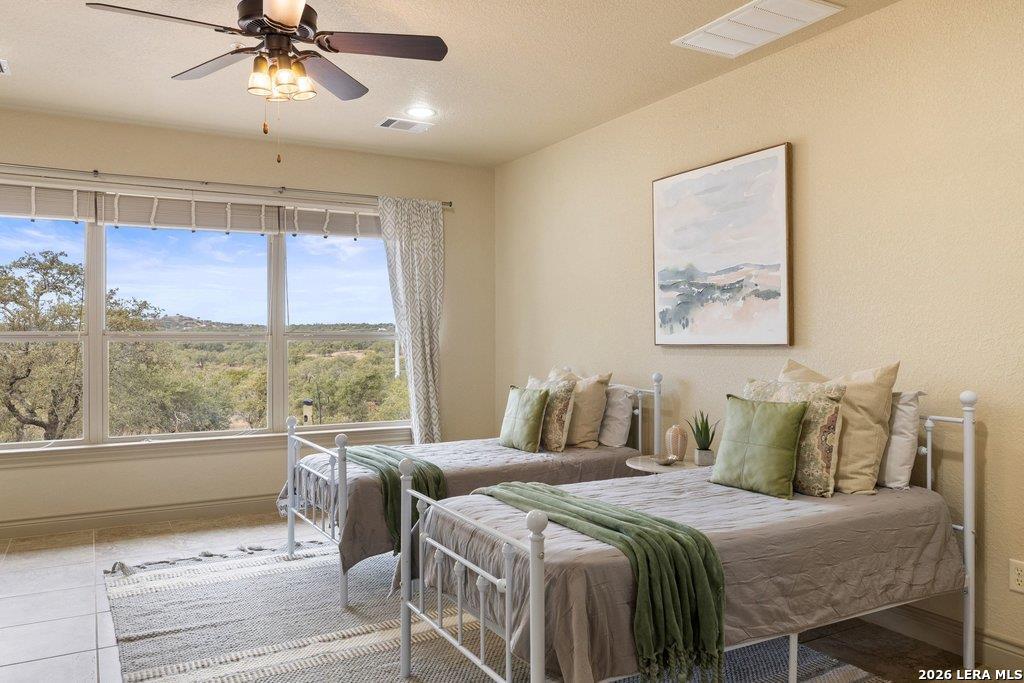 232 Crooked Oak Round Mountain TX 78663