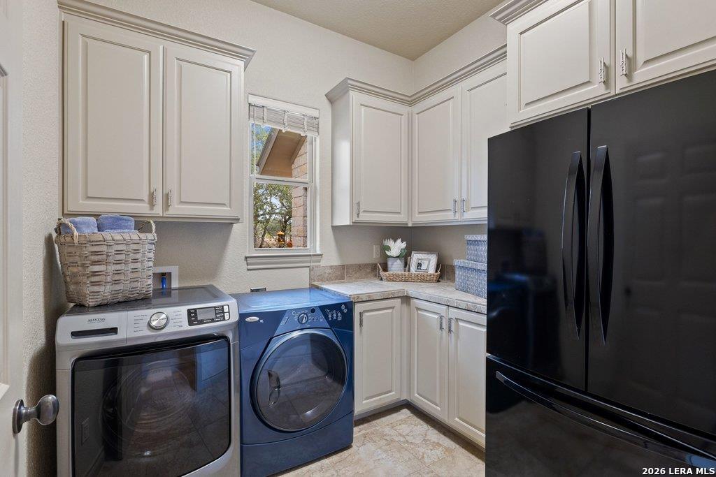 232 Crooked Oak Round Mountain TX 78663