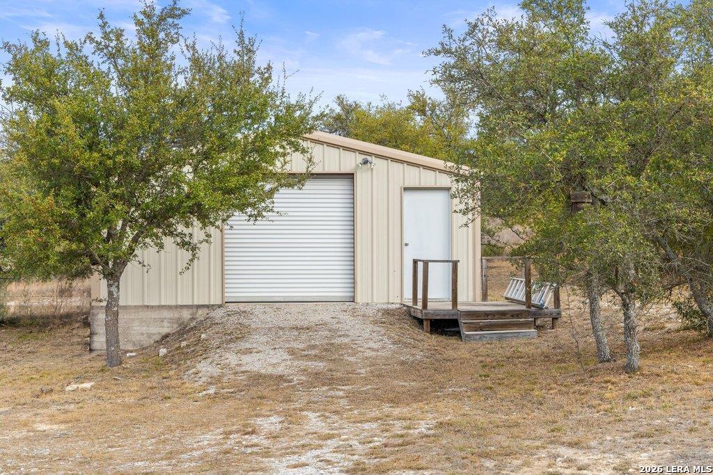 232 Crooked Oak Round Mountain TX 78663