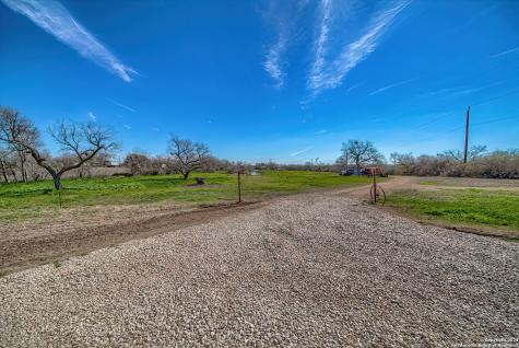 6197 Pfeil Road Schertz TX 78154