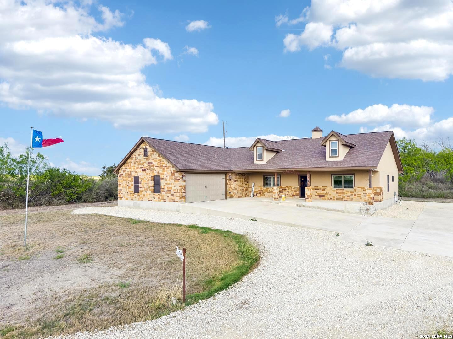 6197 Pfeil Road Schertz TX 78154